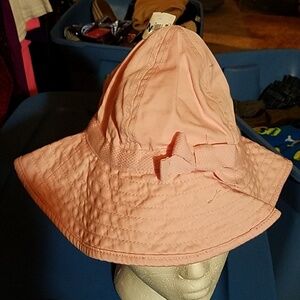 Old Navy Child Hat Chin Strap Bow